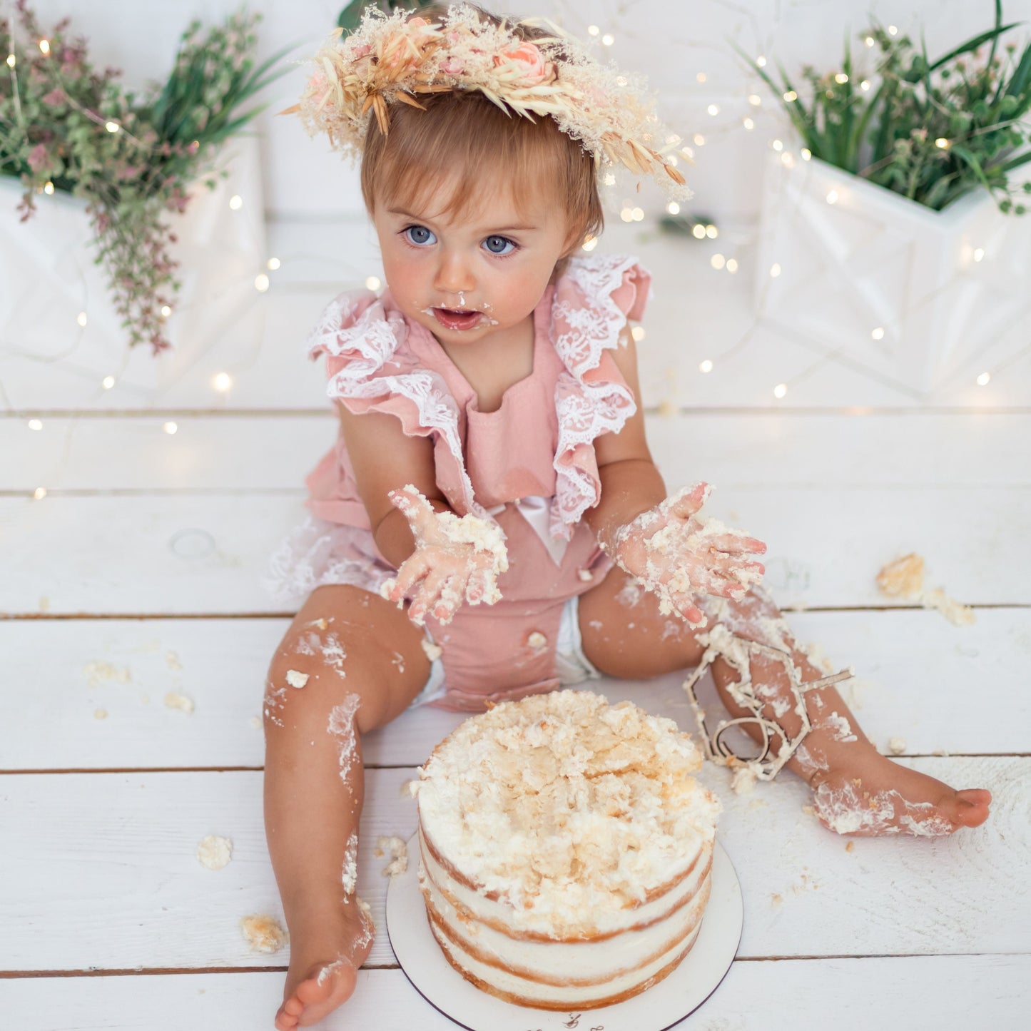 Smash cake birthday photo shoot