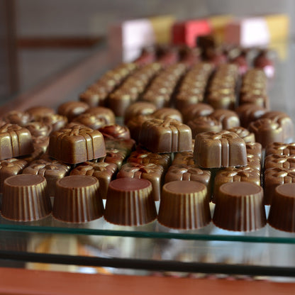 Sampling and exclusive production of chocolates.