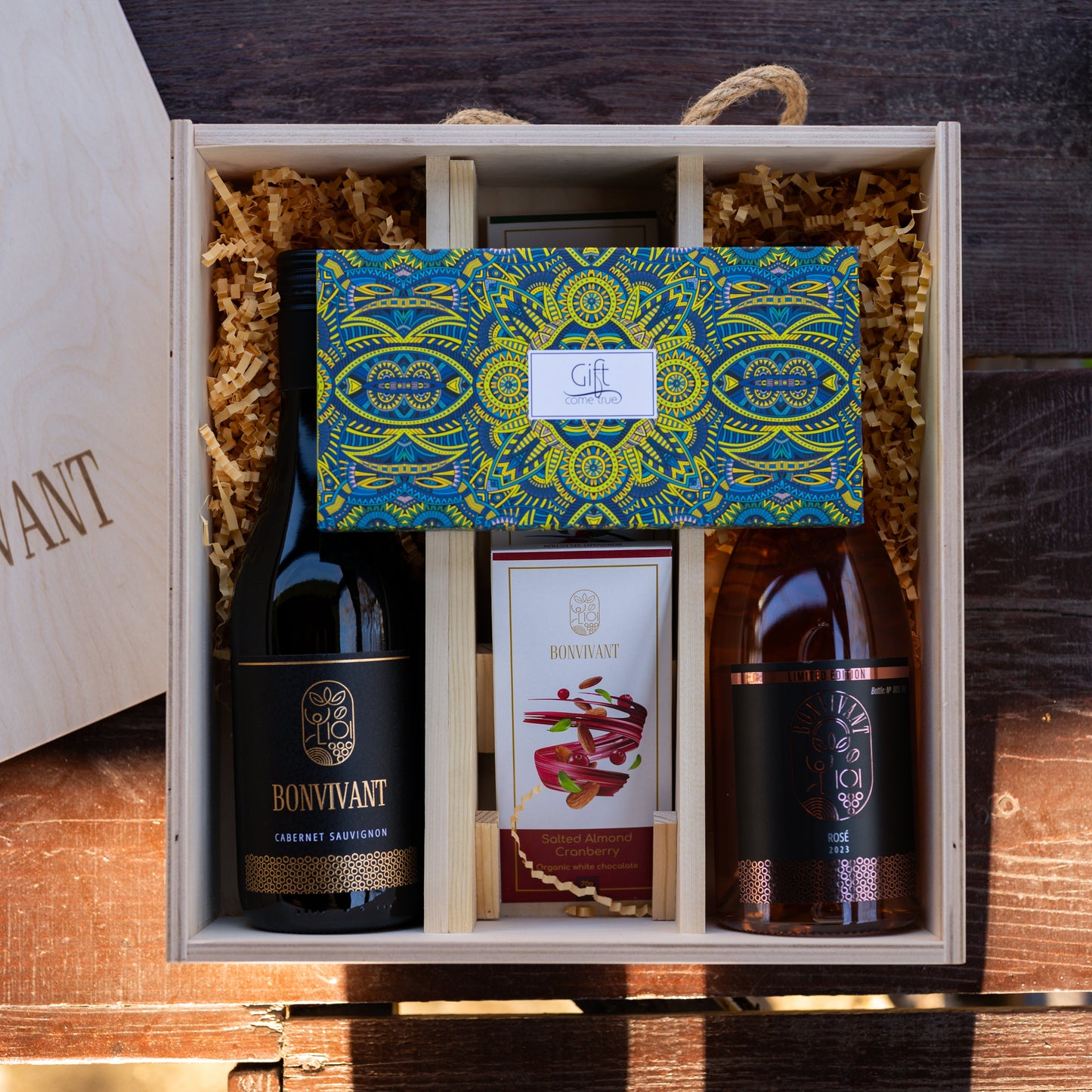 Gift with taste and emotion. An Elegant Pairing of Wine and Chocolate