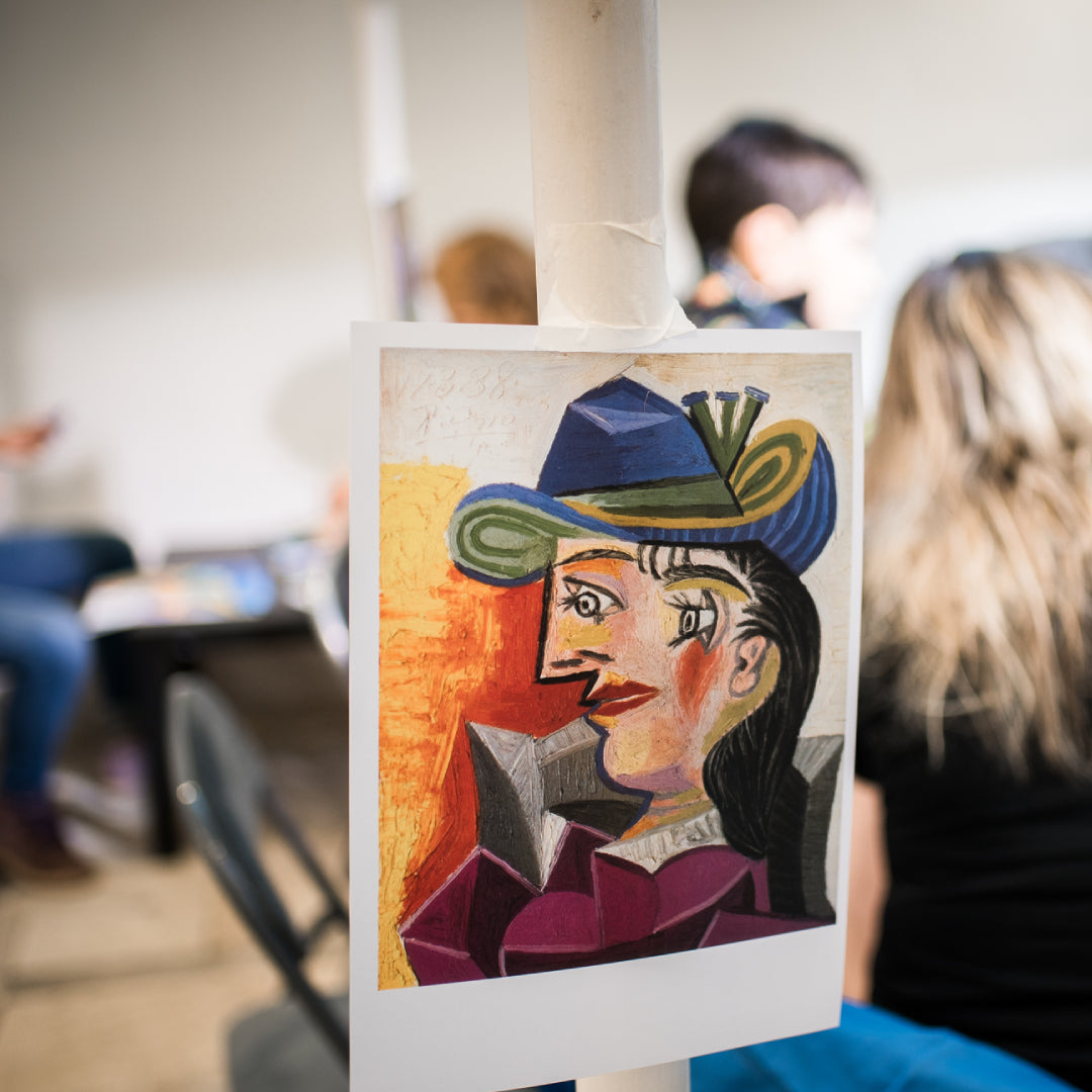 Paint like the greatest. Art class and theatrical performance