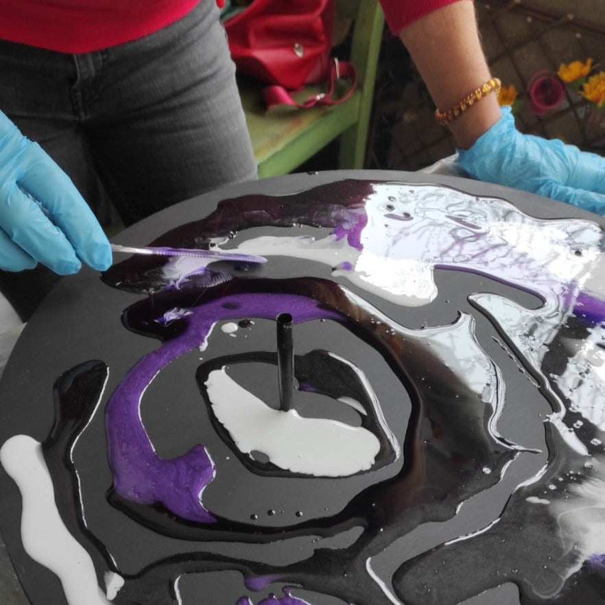 Epoxy resin wall clock workshop