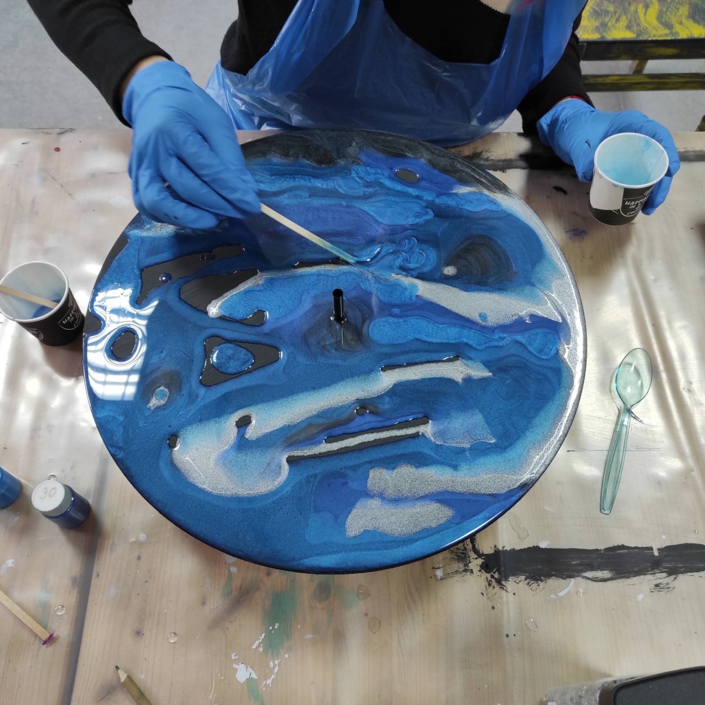 Epoxy resin wall clock workshop