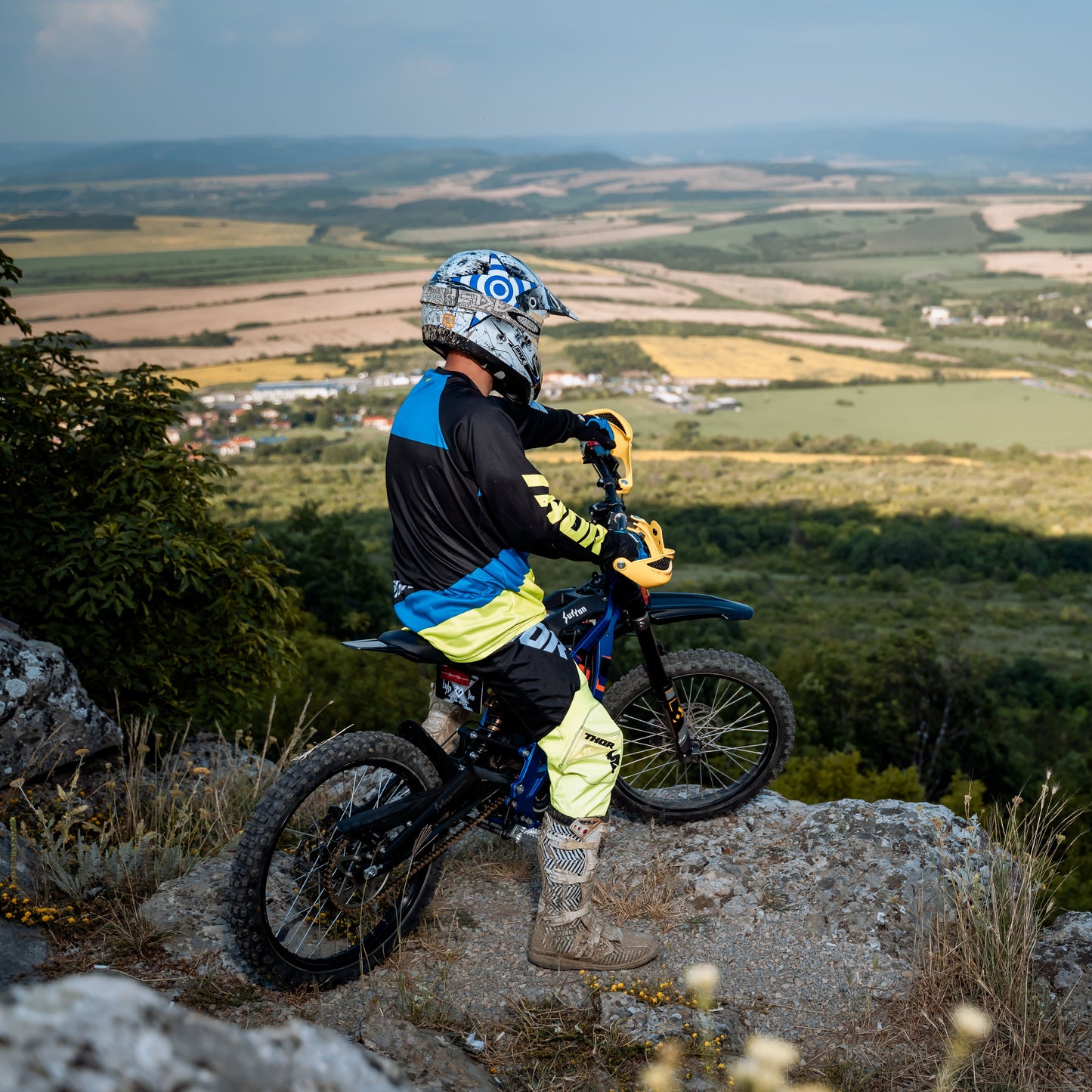 Off-road ride with Electric bike! Veliko Tarnovo and Arbanassi