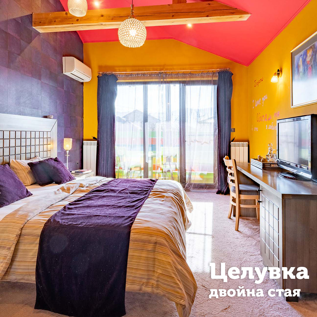 Weekday art inspiration for two at the enchanting Casa Art Boutique Hotel