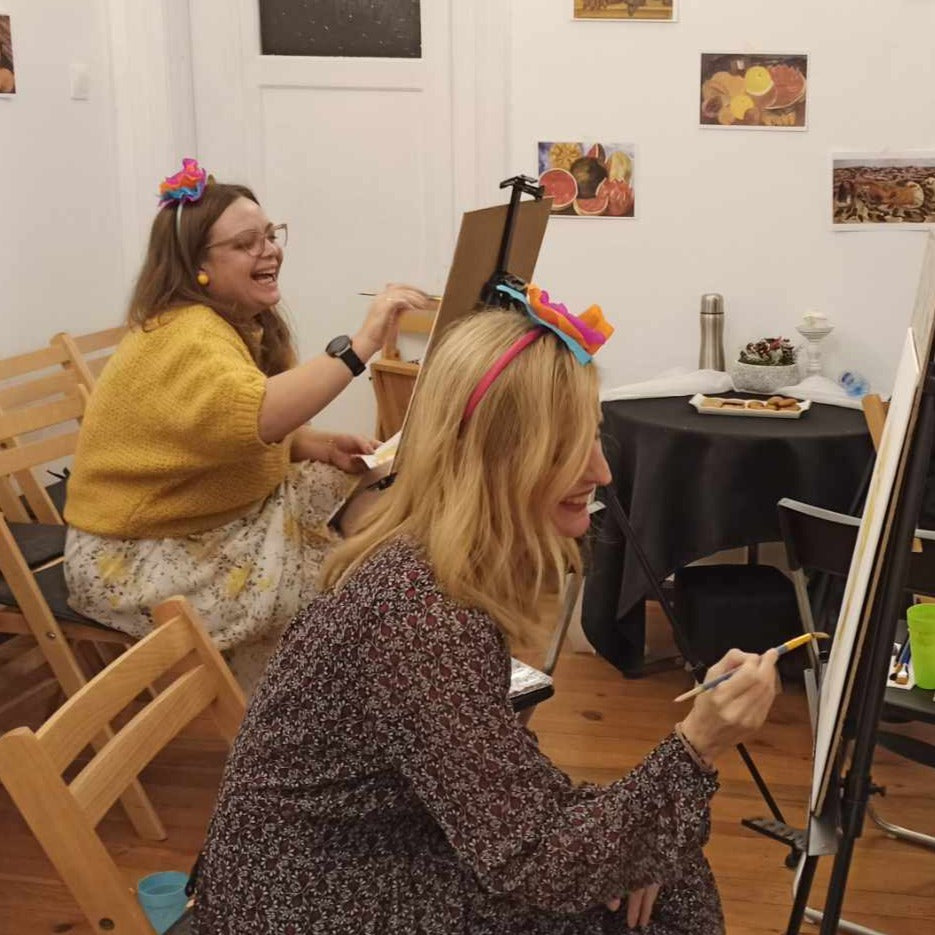 Paint like the greatest. Art class and theatrical performance