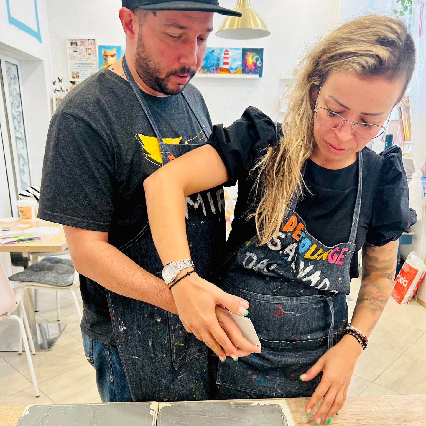 Art date for two. Romantic art workshop