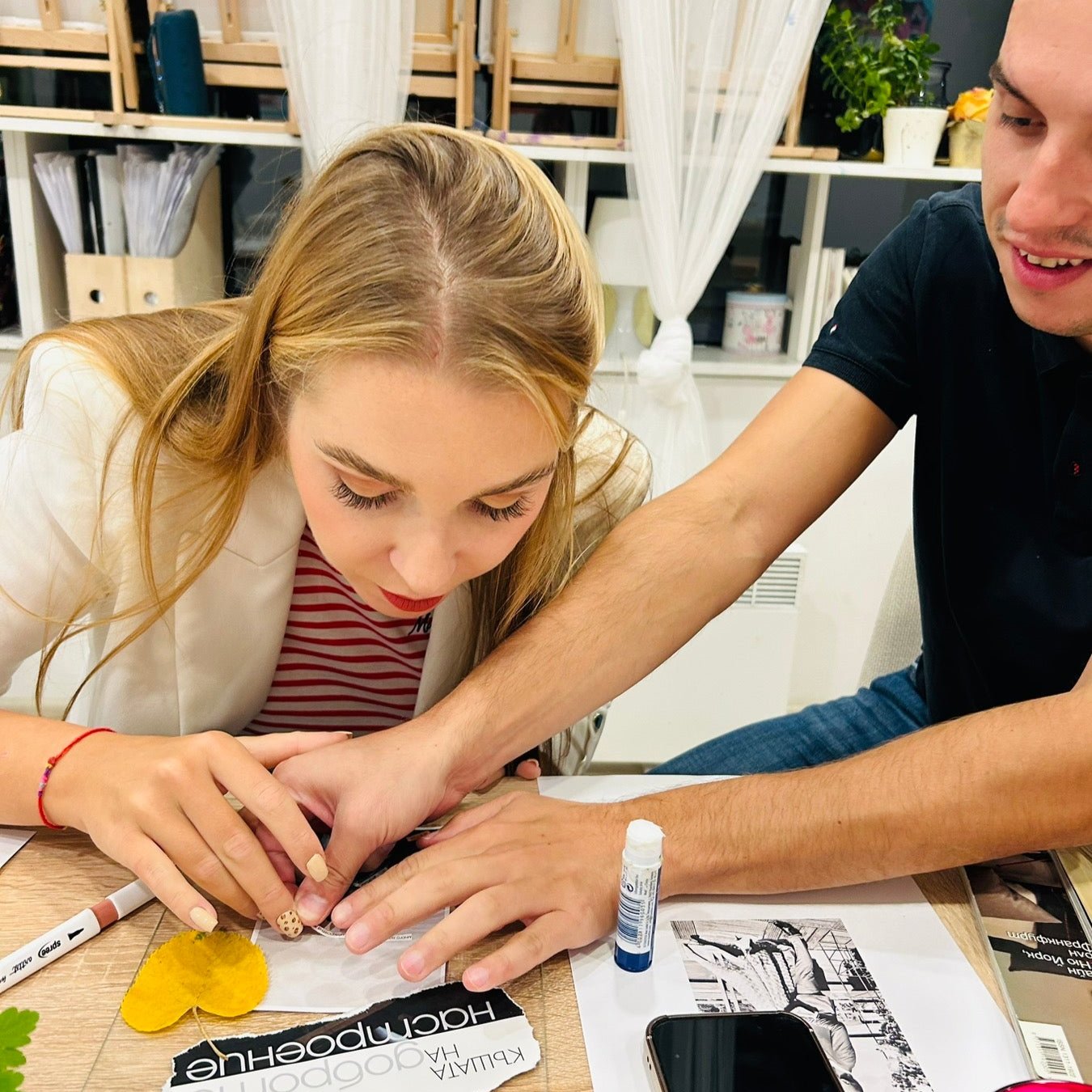 Art date for two. Romantic art workshop