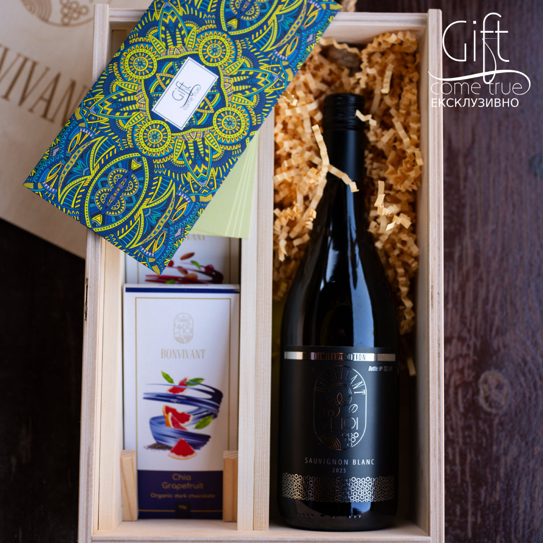 The perfect gift combination. Wine and chocolate for true connoisseurs