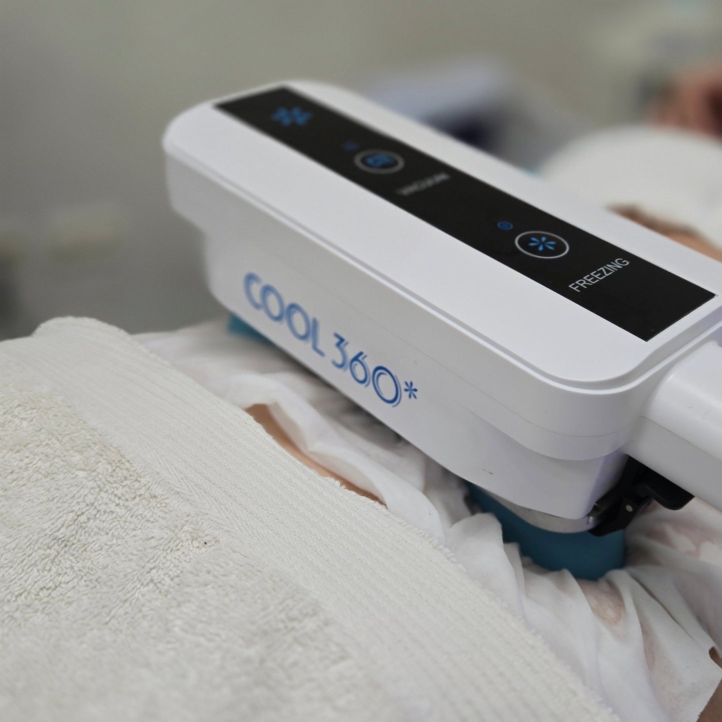 Cryolipolysis on a zone of your choice