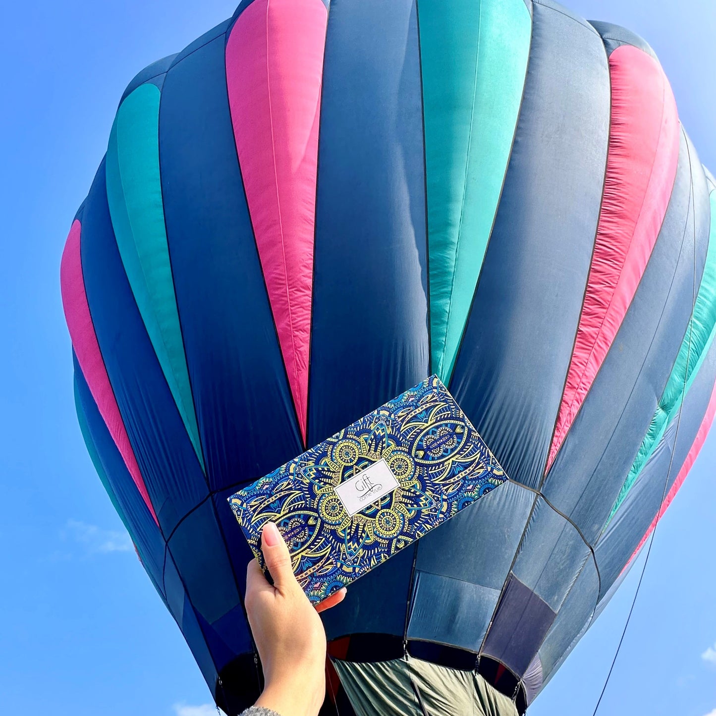 Bungee jump from a hot-air balloon with video capture on a location of your choice