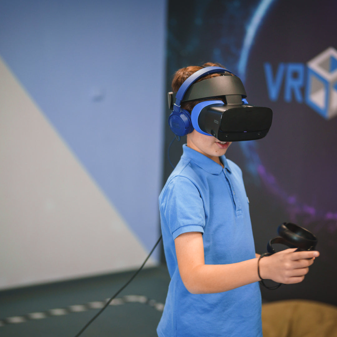 Enter a new world. Enjoy a compelling VR game