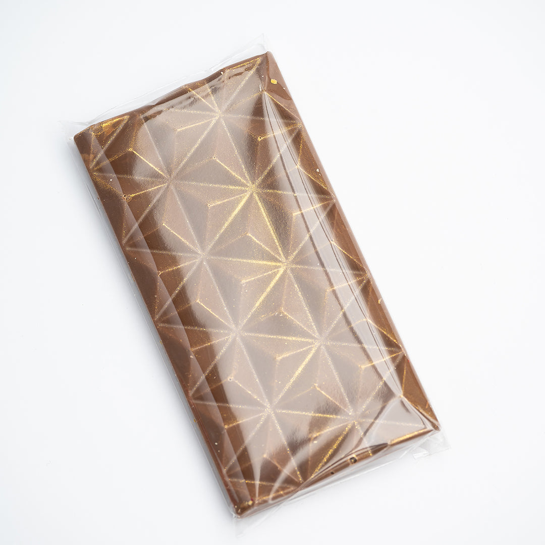 Hug me. Luxury gift box for adventurous couples with a tandem bungee jump