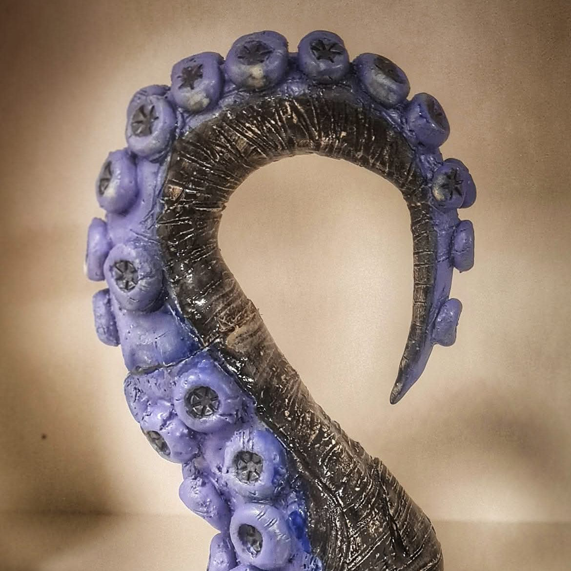 Ceramics and wine. Art workshop for adults