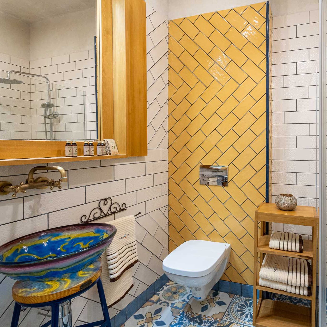 One-day getaway for two in the artistic atmosphere of Casa Art Boutique Hotel