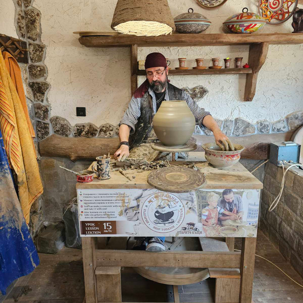 The emotion of the old houses - With an overnight stay and pottery lesson