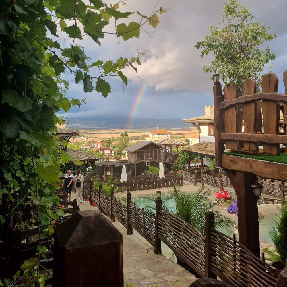 3 in 1 good vibes at the "Old Houses": Jeep safari, shooting training and wine tasting for two. Medovo village