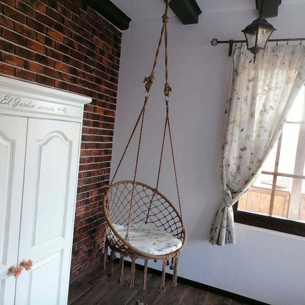 A place of happiness for two. Visiting the Legends - Art & Forest