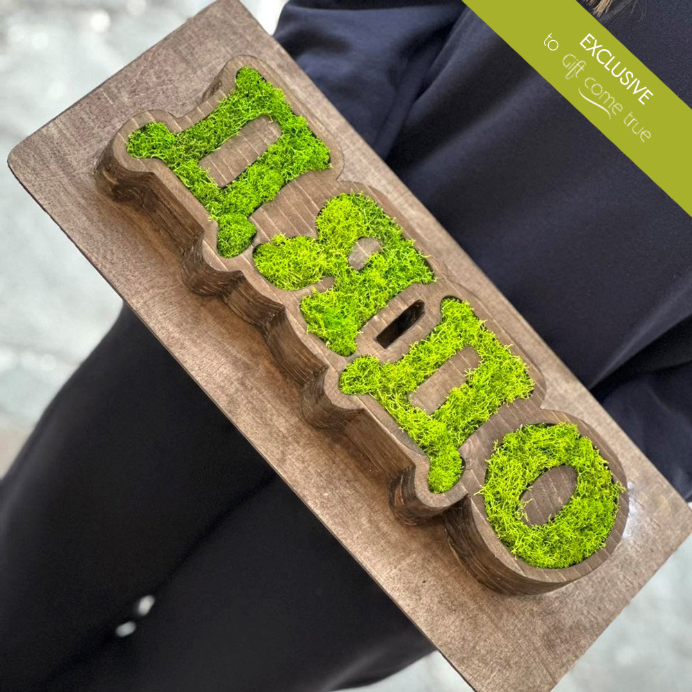 Say: "I love you", "Thank you" or "I appreciate you" ... with a wooden chest!