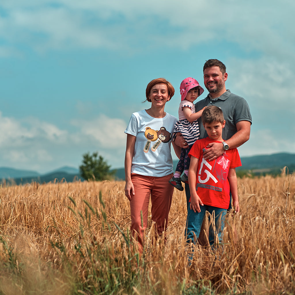 Today’s smiles is tomorrow’s memories! Professional outdoor photo shoot