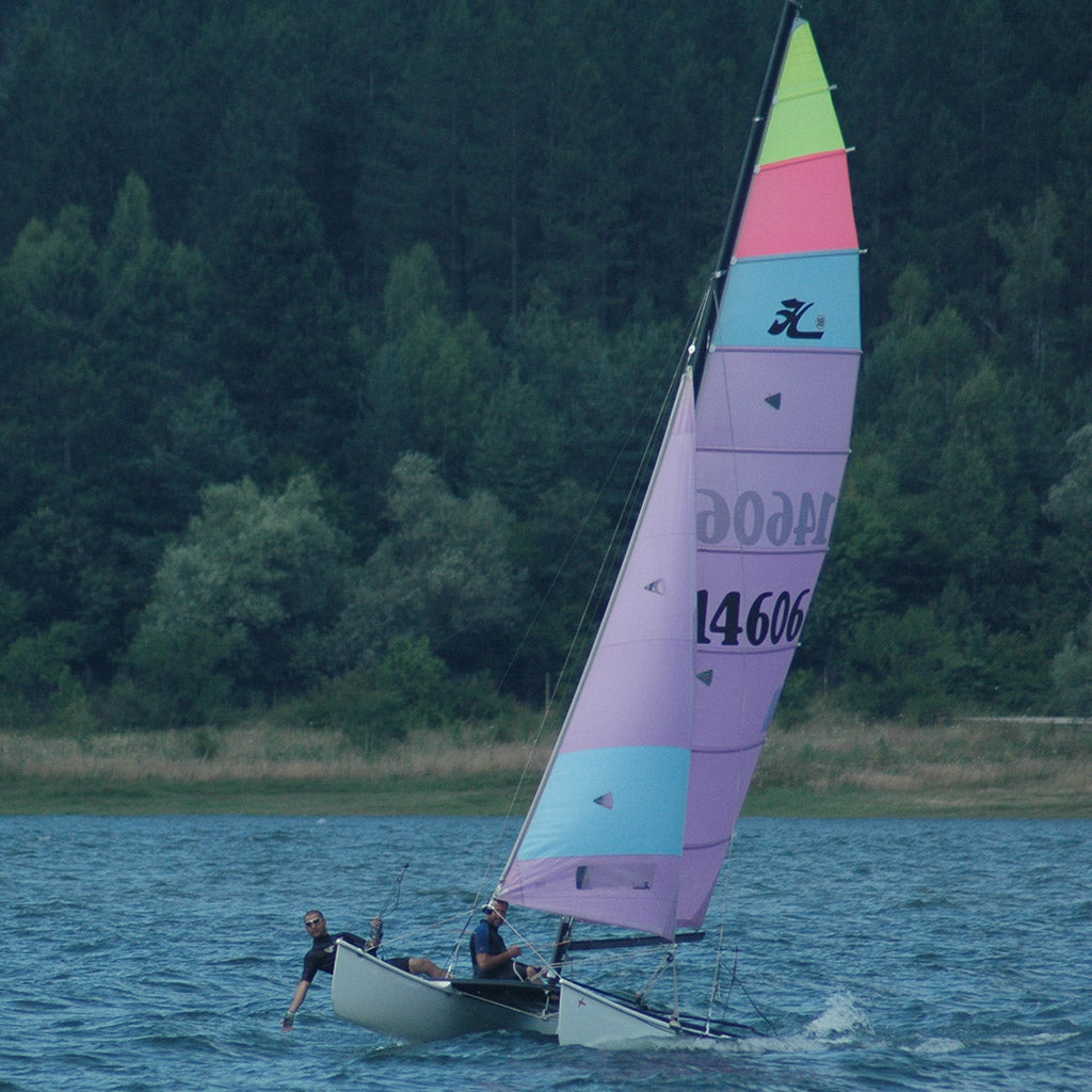 Sailing on Iskar Dam with a catamaran - Racing class Hobie Cat 18