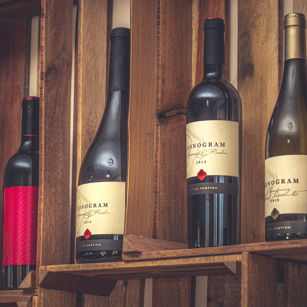 A special wine tour and tasting package "Monogram"