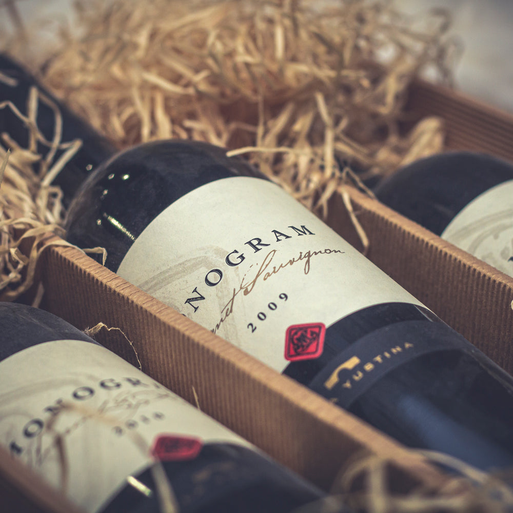 A special wine tour and tasting package "Monogram"