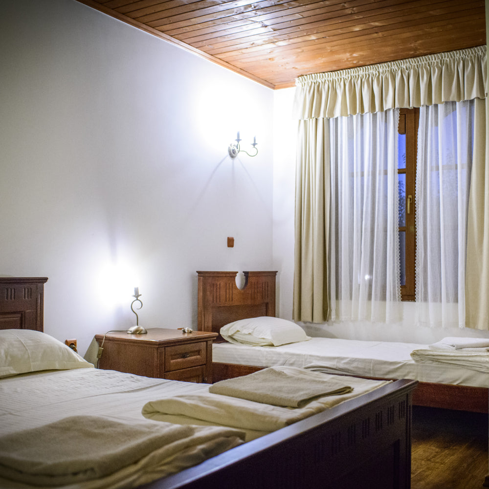 Welcome to Beti and Niki’s Wild Farm. You know them!