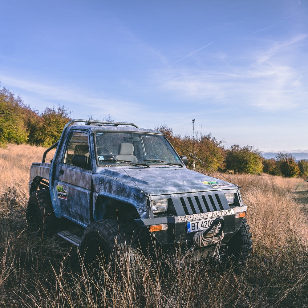 Off-road driving of modified Daihatsu Jeep! Veliko Tarnovo and Arbanassi