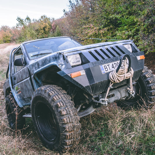 Off-road with modified Daihatsu Jeep! Veliko Tarnovo and Arbanassi
