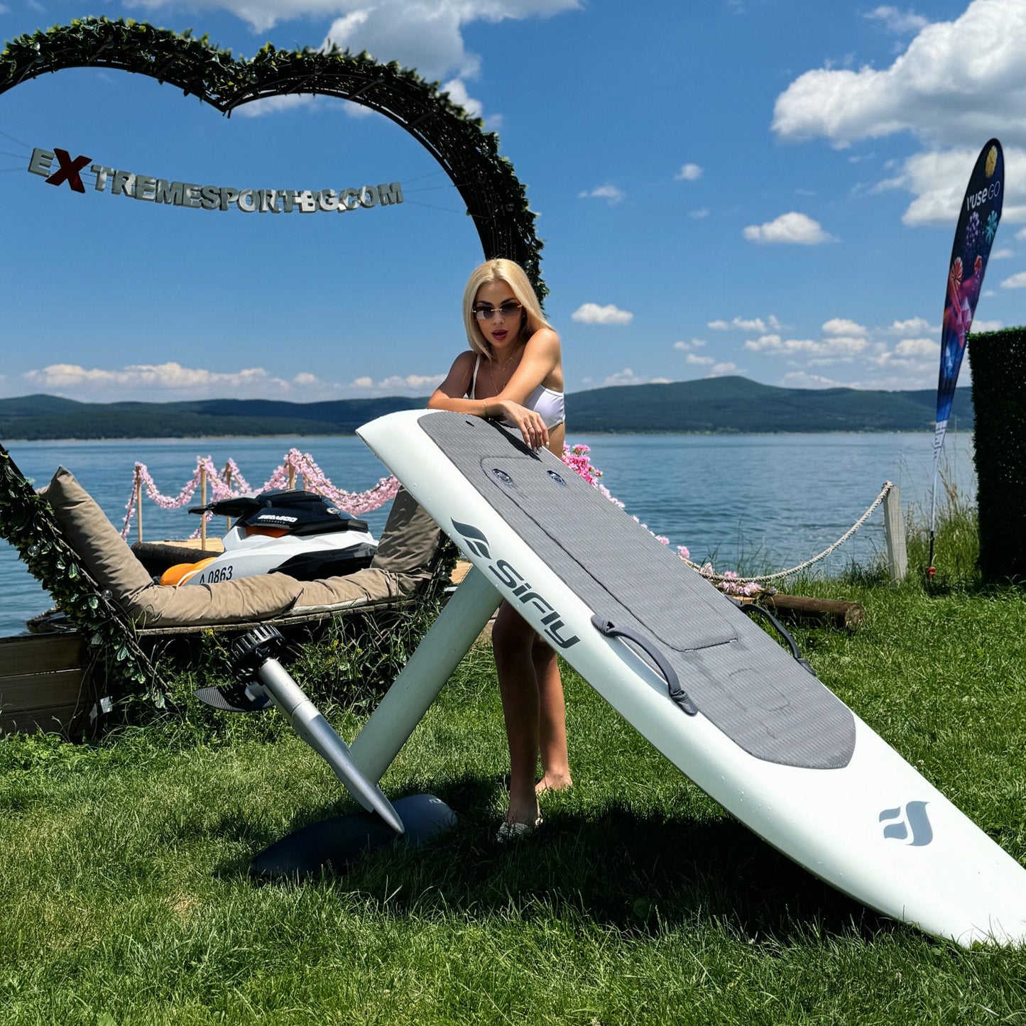 Water adrenaline. Efoil surfing on Iskar dam