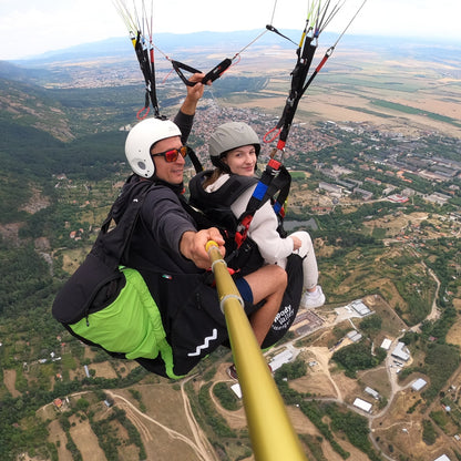 Paraglider flight over Stara planina for two