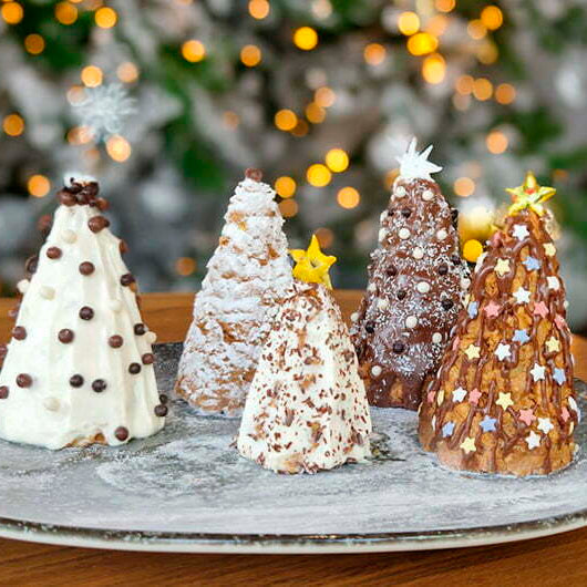 Quick Christmas Cakes with Chef Julia