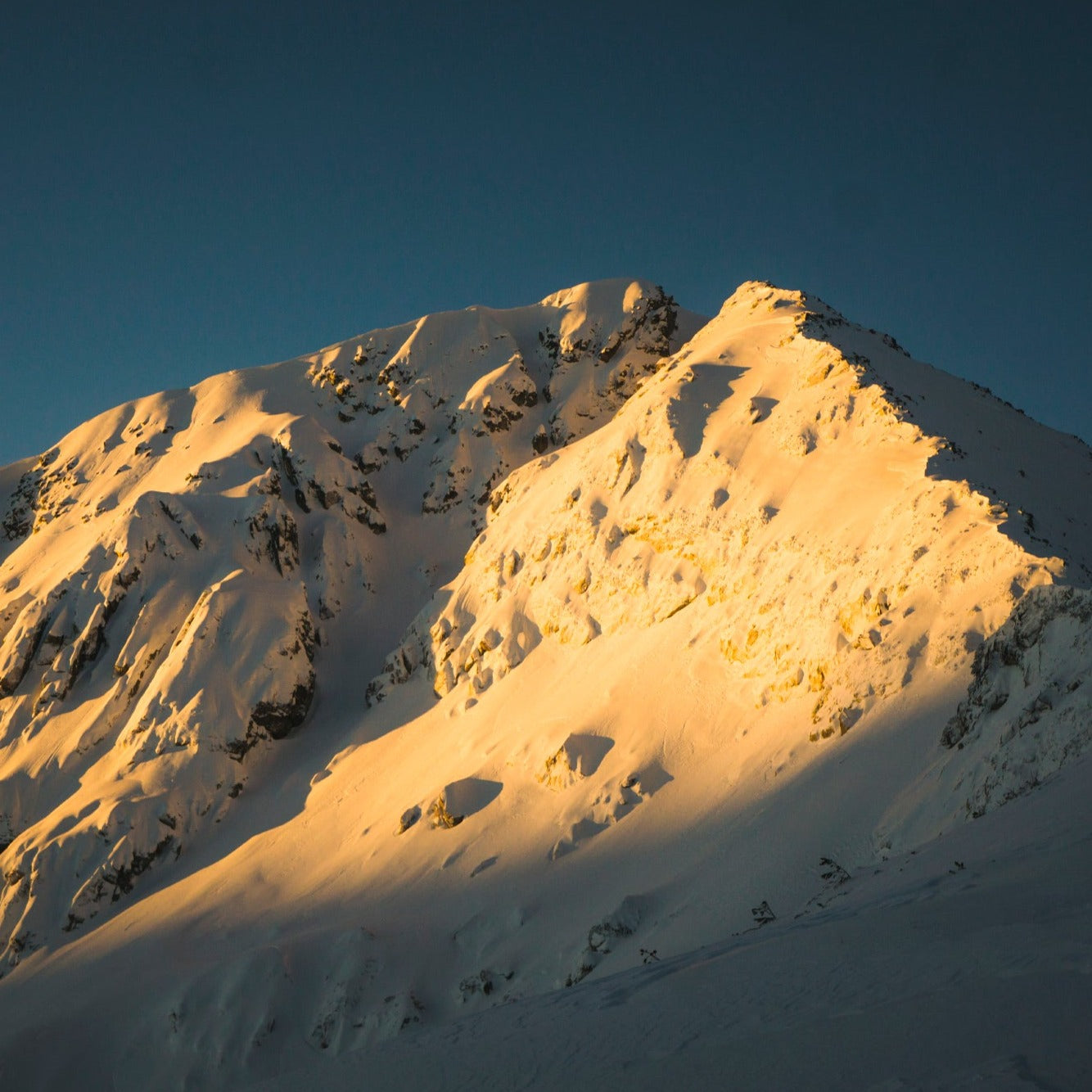 Winter alpinism for beginners. Northern ridge of Todorka