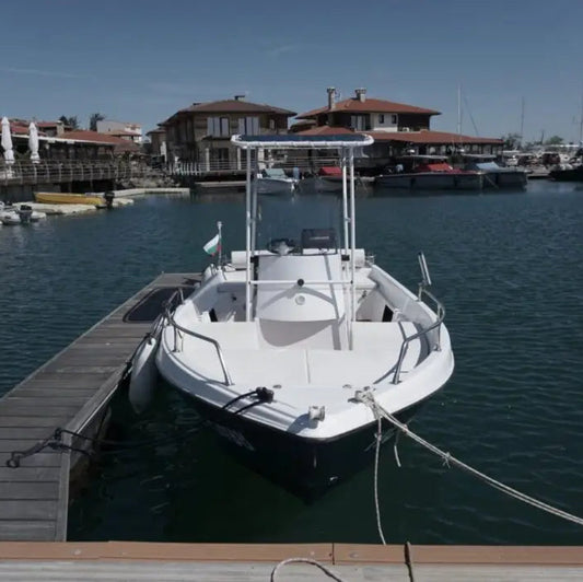 Sea experience. Relaxation and adventure on a boat