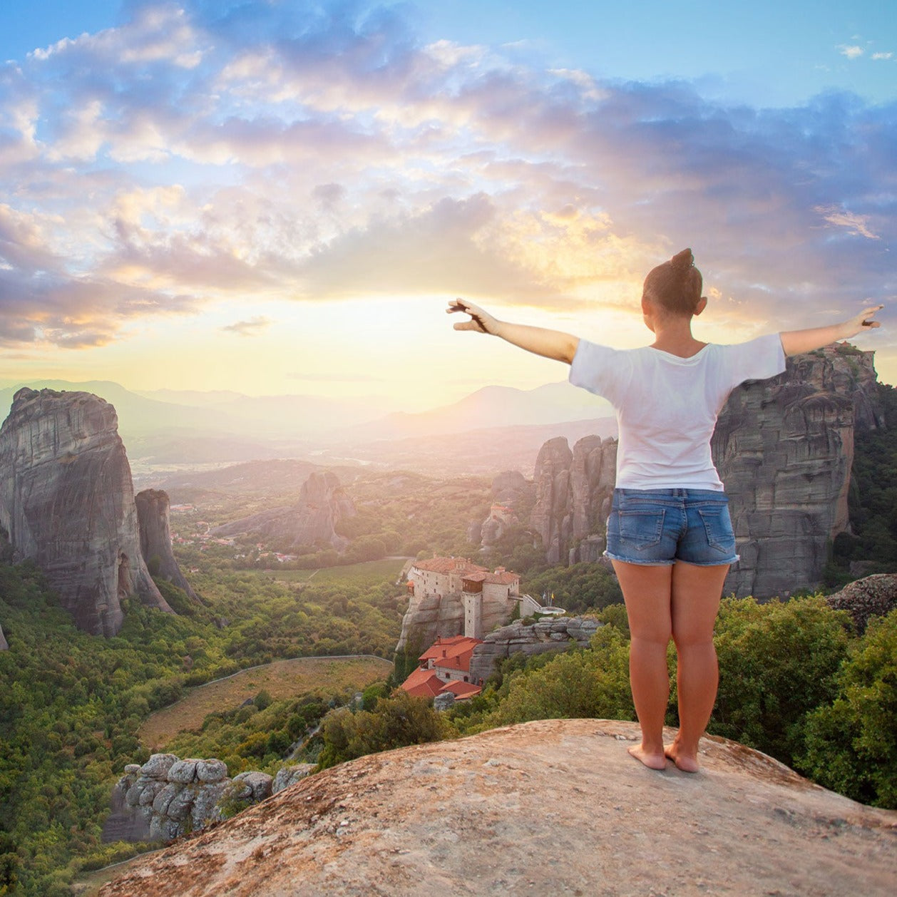 The magic of Meteora - enchanting sunset tour with a local guide