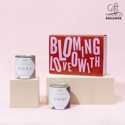 With the scent of love. Set of two candles blooming love