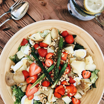 Classic and modern super salads