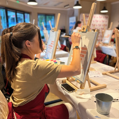Painting and wine in Varna – Create your own painting