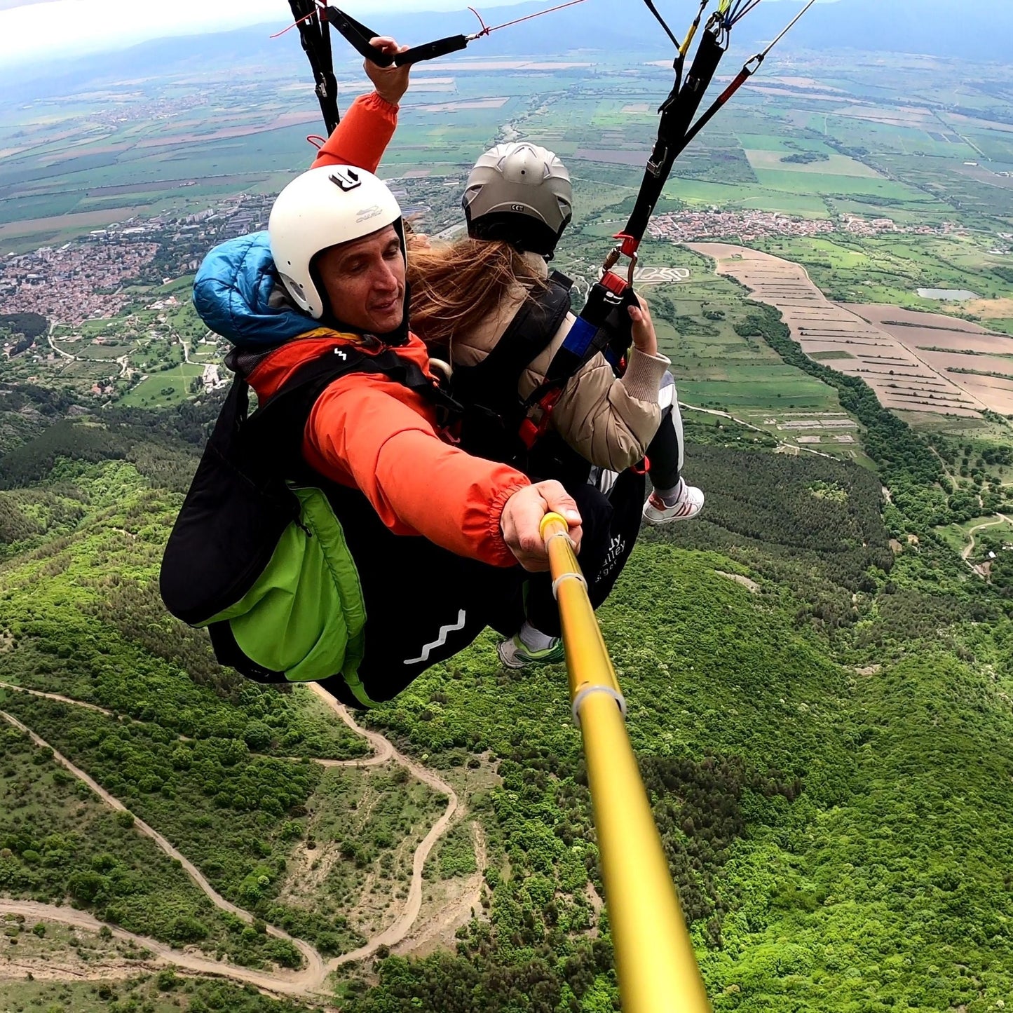 A combo hike and fly day - hiking and paraglider flight above Stara planina