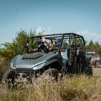 бъги приключение с приятели