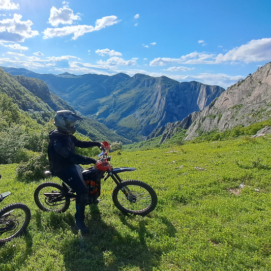 Electric bike tour to “Skaklya” waterfall near Vratsa