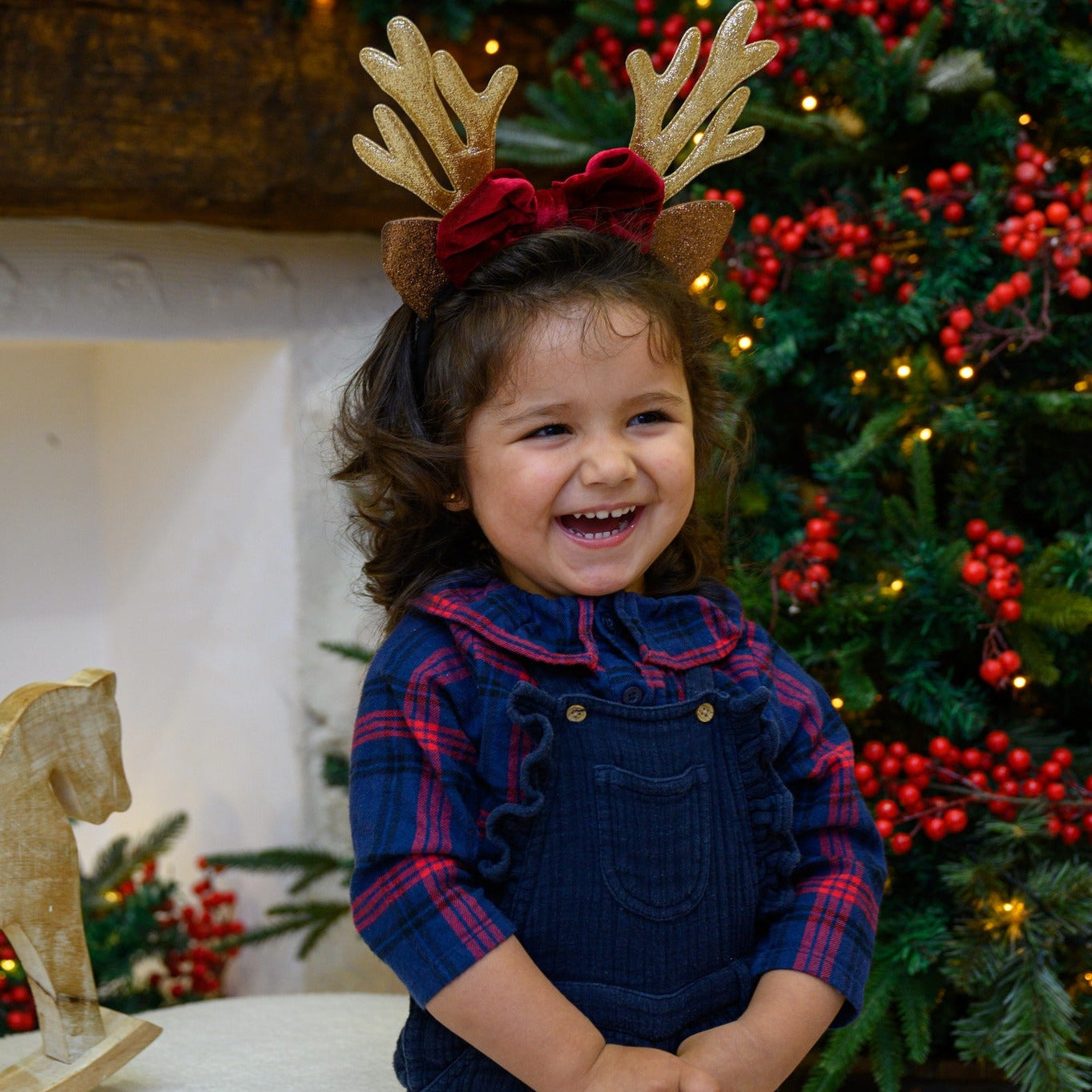 Thematic holiday photoshoot – Memories wrapped in joy