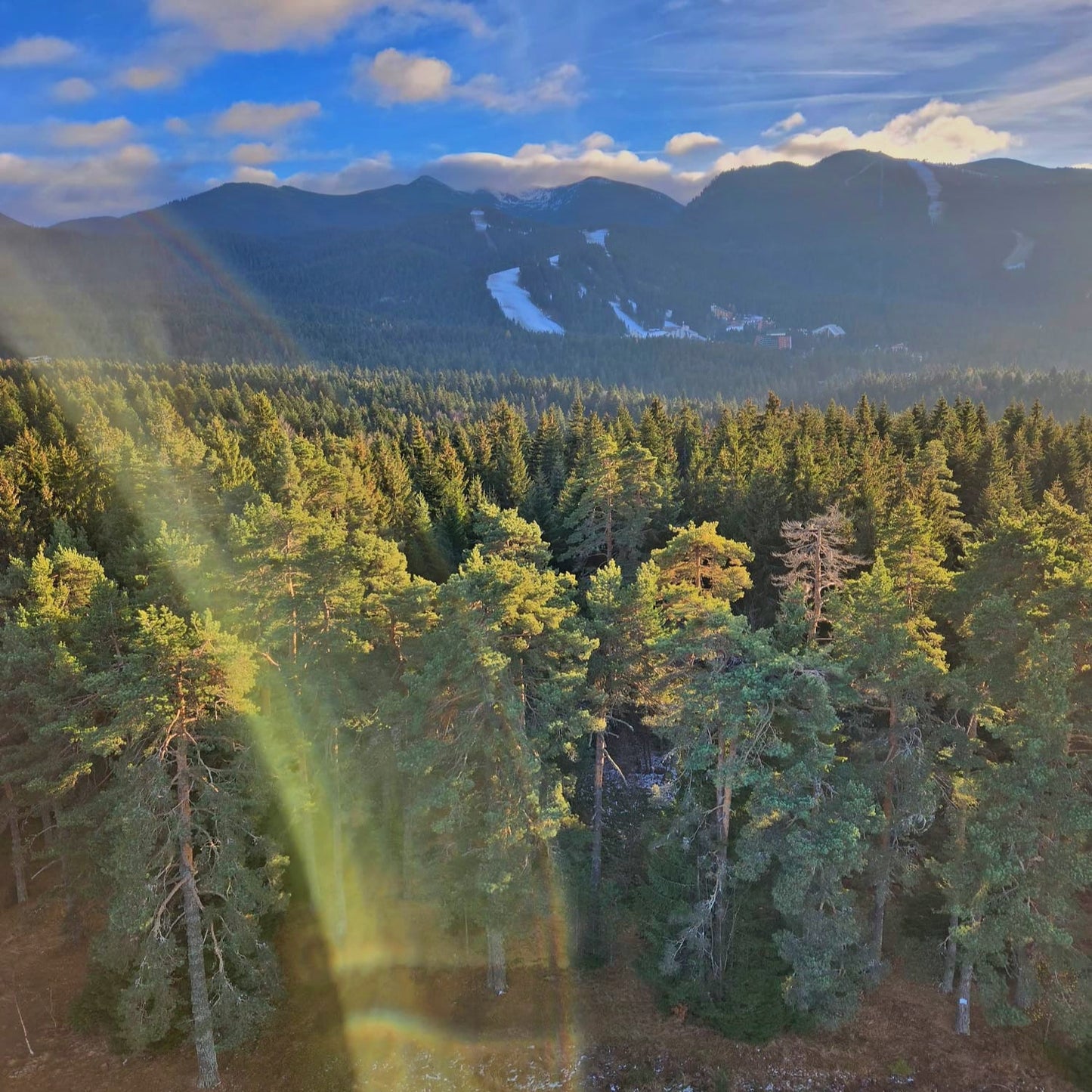 Panoramic balloon ascent in Borovets