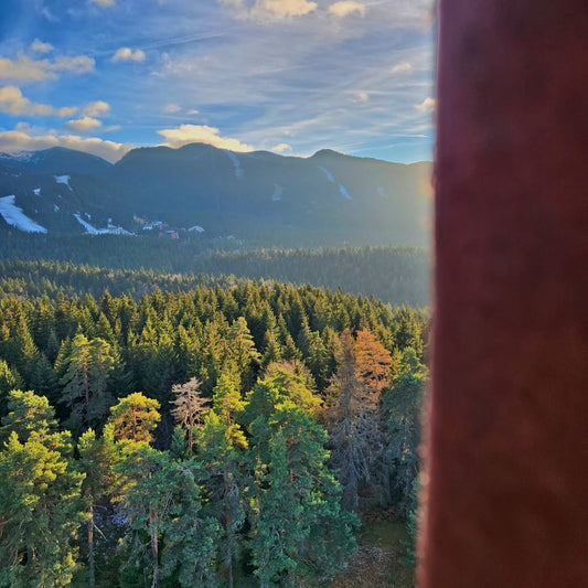 Panoramic balloon ascent in Borovets