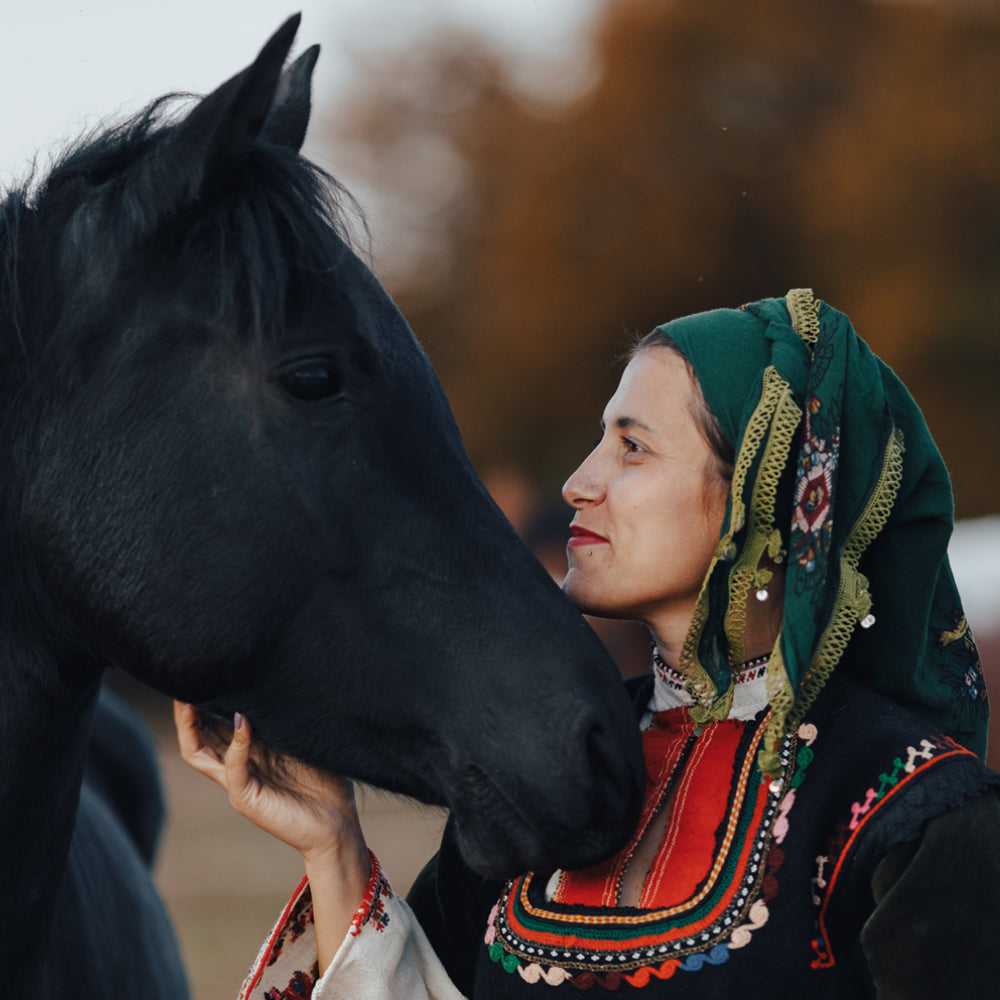 Create beautiful photos and unforgettable memories with an equine photoshoot. Borovets