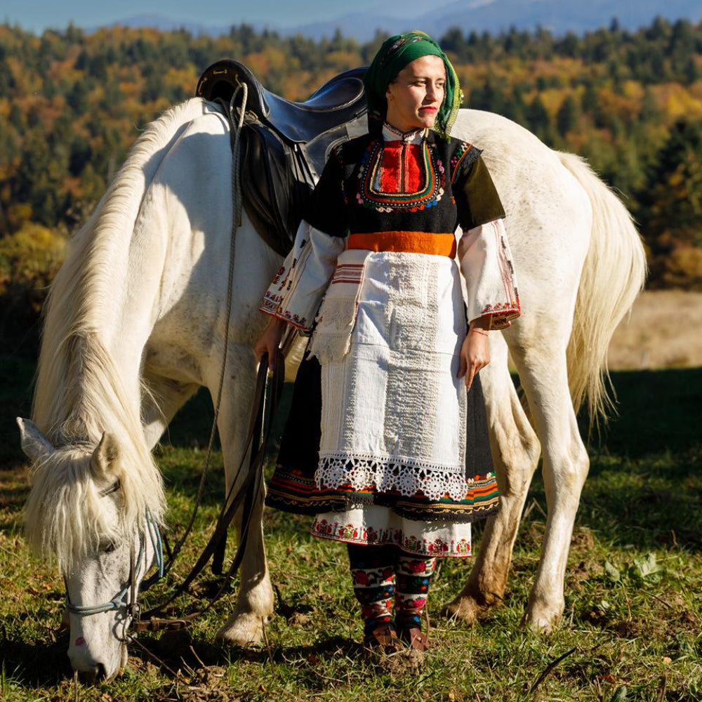 Create beautiful photos and unforgettable memories with an equine photoshoot. Borovets