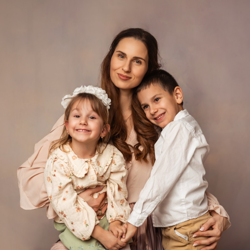 Express Your Femininity with a Mini Photoshoot