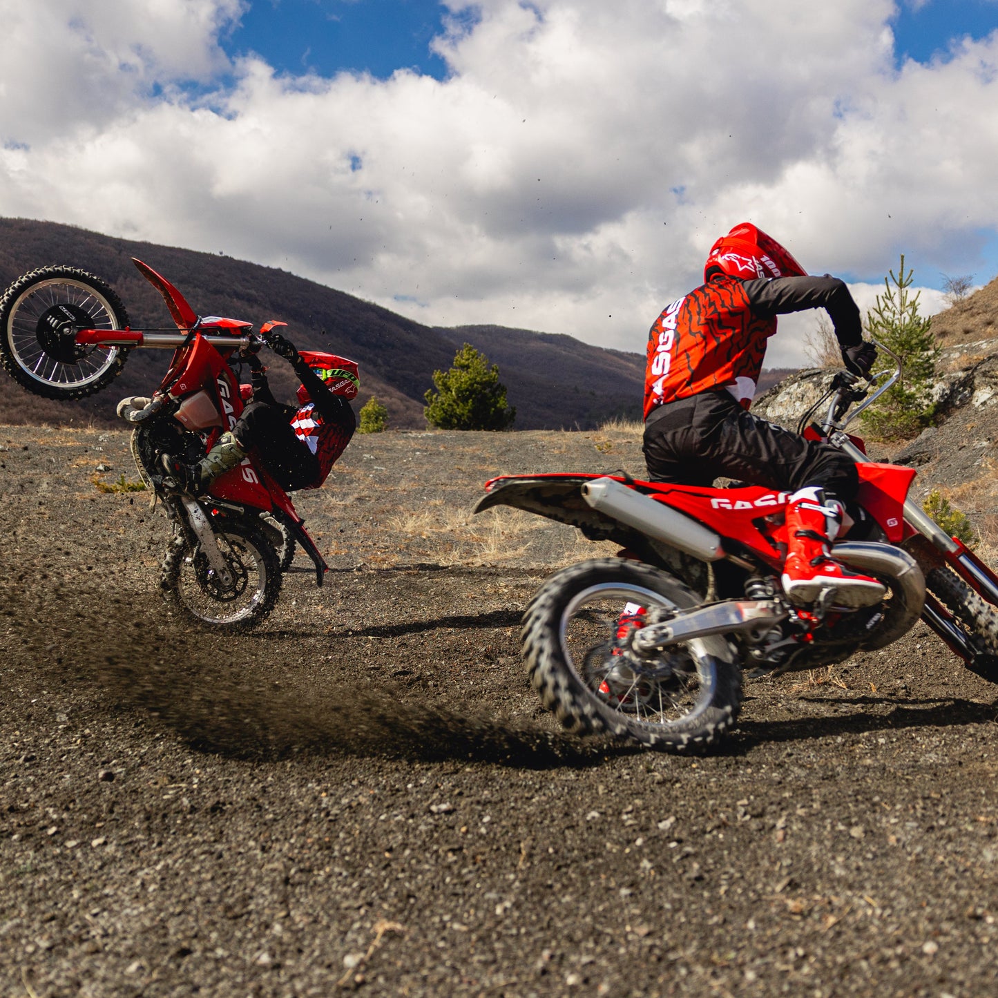 Full-day off-road adventure with an enduro motorcycle. Petrohan