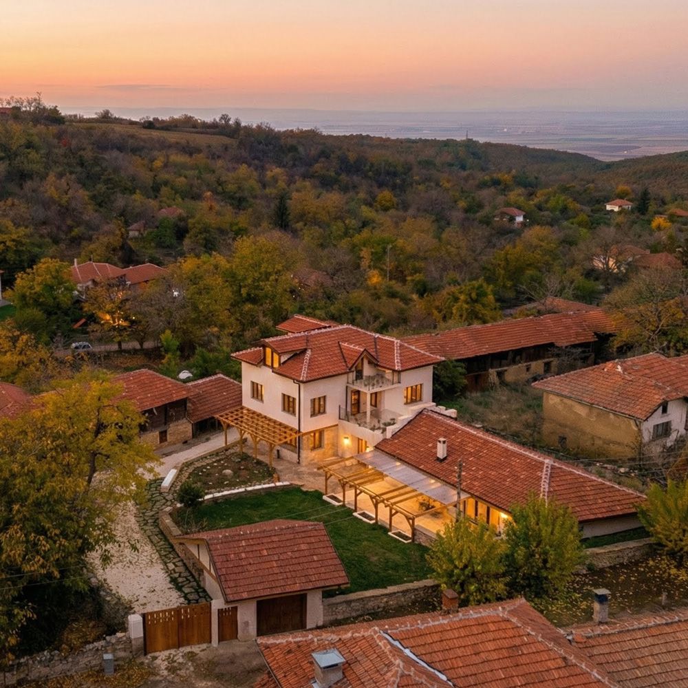 A getaway for friends in Indiliya – comfort, inspiration, and nature