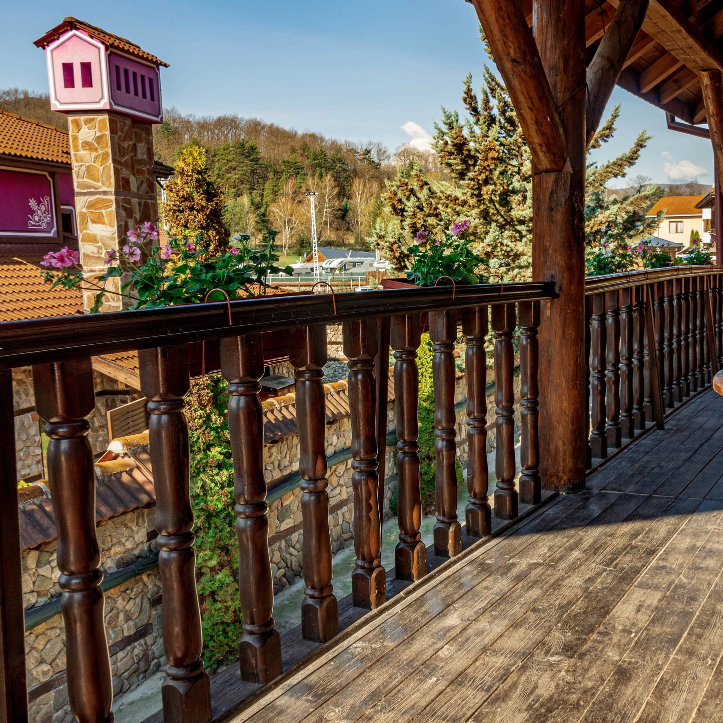 Relaxing escape in Velingrad. A getaway for two at Safari Village Velingrad